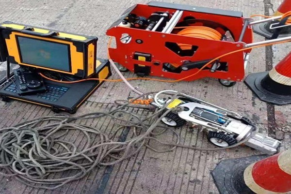 始兴CCTV管道检测机器人